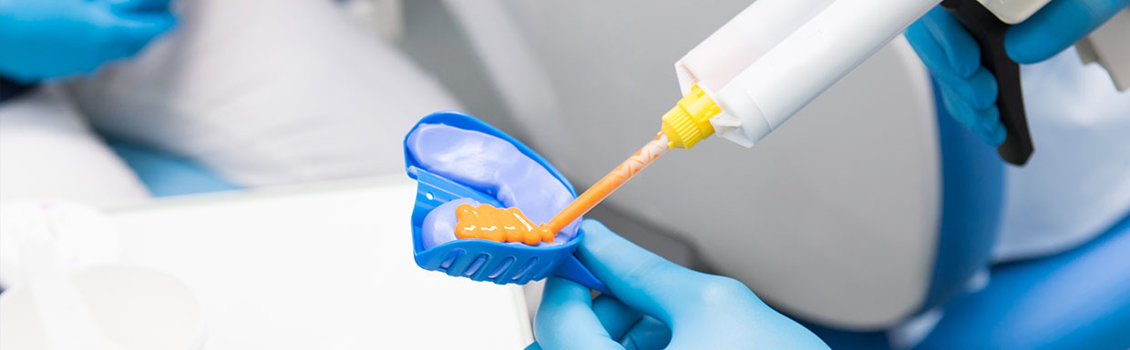 Comment choisir ses matériaux à empreinte pour prothèses dentaires ?